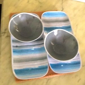 Set of  4 BPA free Bowls & Trays  NWT